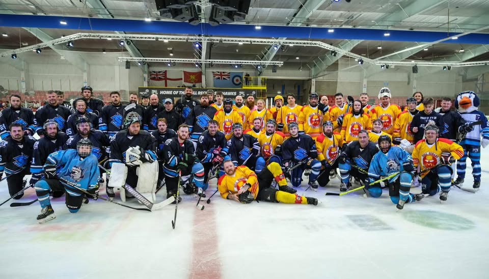 Ice hockey match, hull fostering